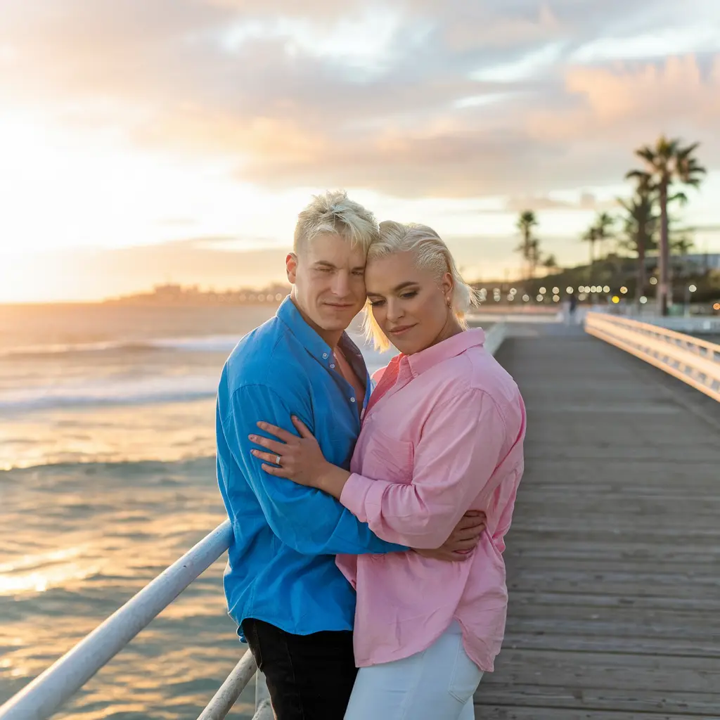 Meet transgender singles online—dating hookup adventures await in Lorain, Ohio.